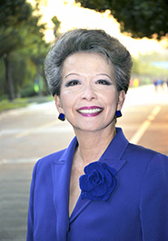 Photo of Dr. Vivienne Poy